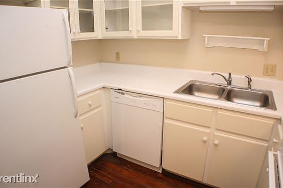 Ellis 1031-C Kitchen Downtown Augusta Loft GRU MCG SRS Vogtl