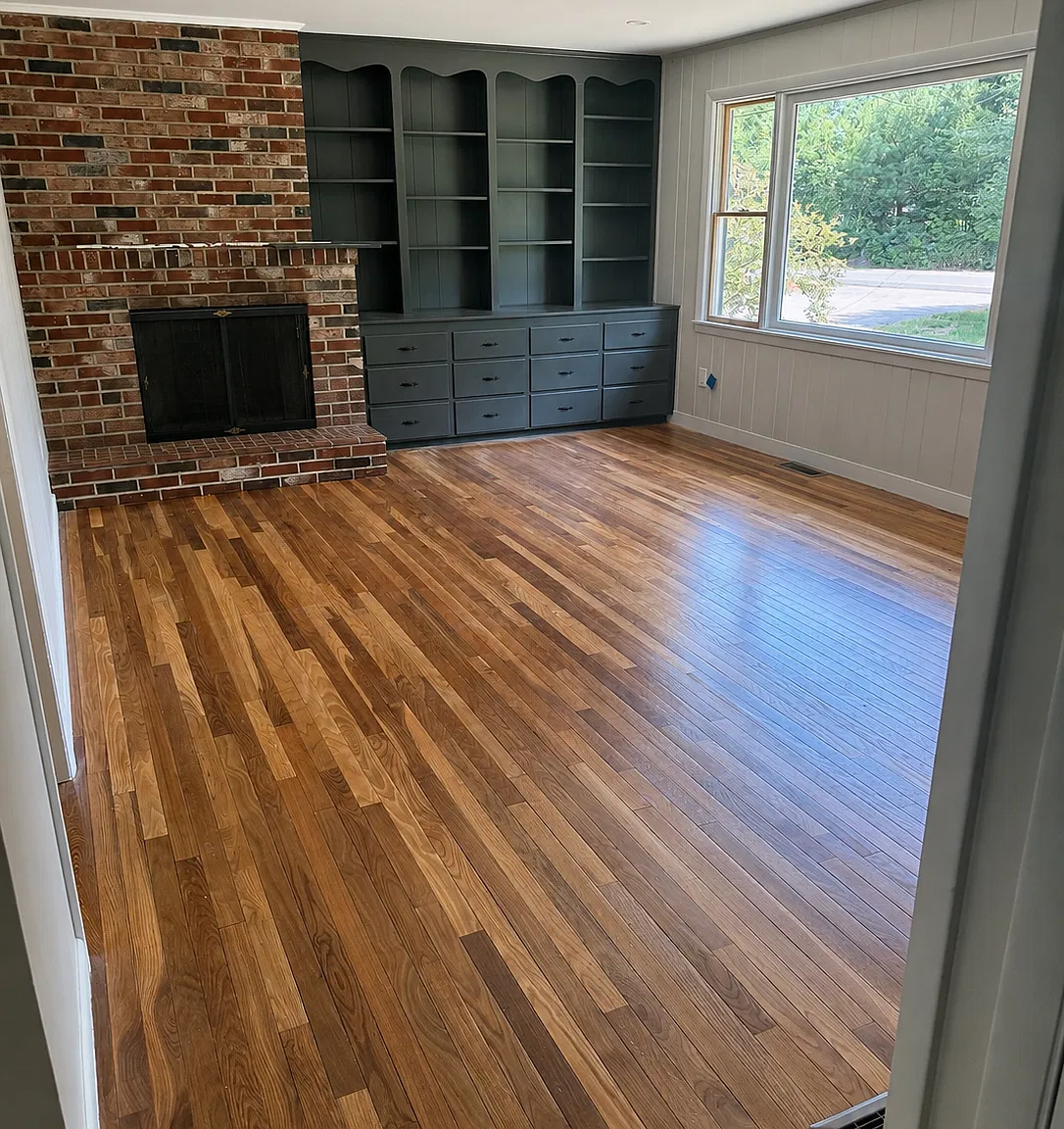 4 bed, 2000 sqft, $3,195 — Photo 3