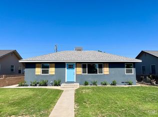 136 Cypress St, Bakersfield, CA 93304