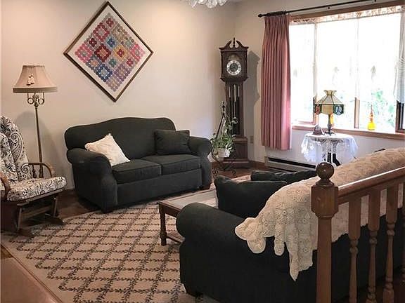 2nd image of 3034 Hodle Ave