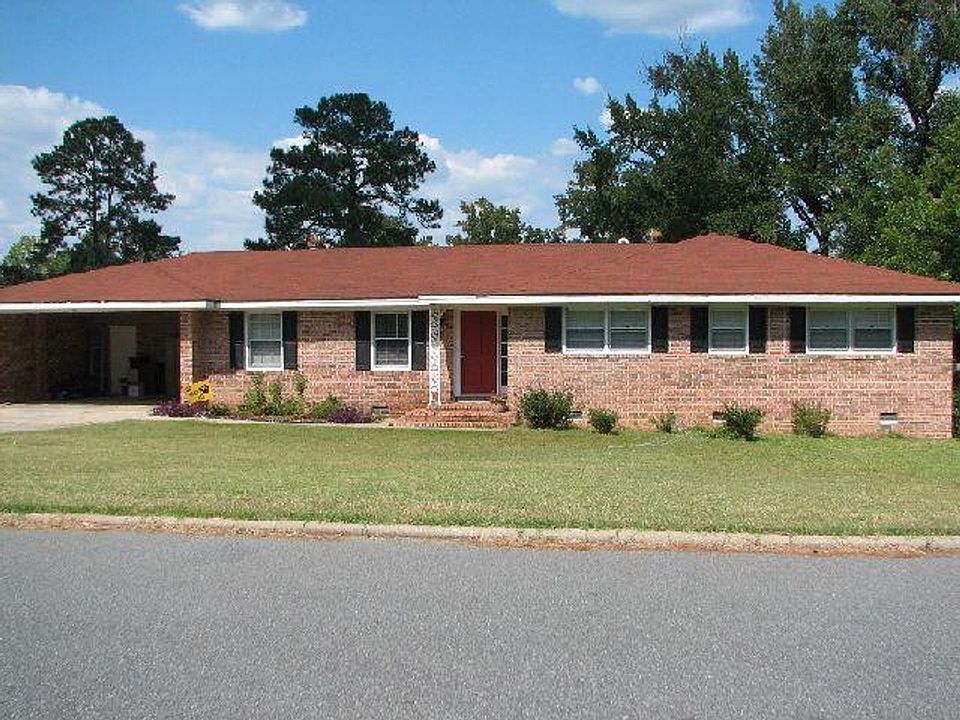 1st image of 102 Fairway Dr