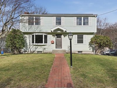 28 Galen St, Waltham, MA, 02451