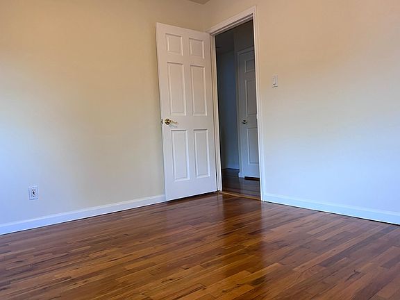 2nd image of 5333 206th St