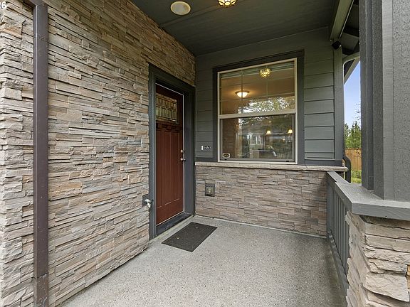 2nd image of 13751 SE Luca Ave