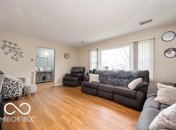 5th image of 4705 W Shirley Ln