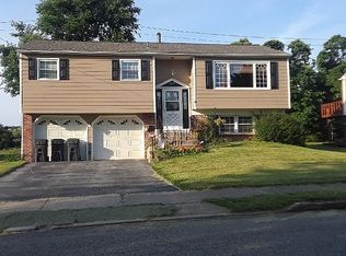 529 Ringold St, Phoenixville, PA