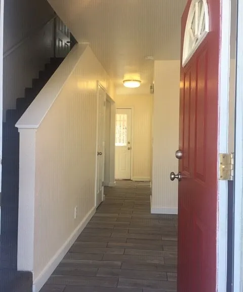2340 Keystone Ave — Photo 4