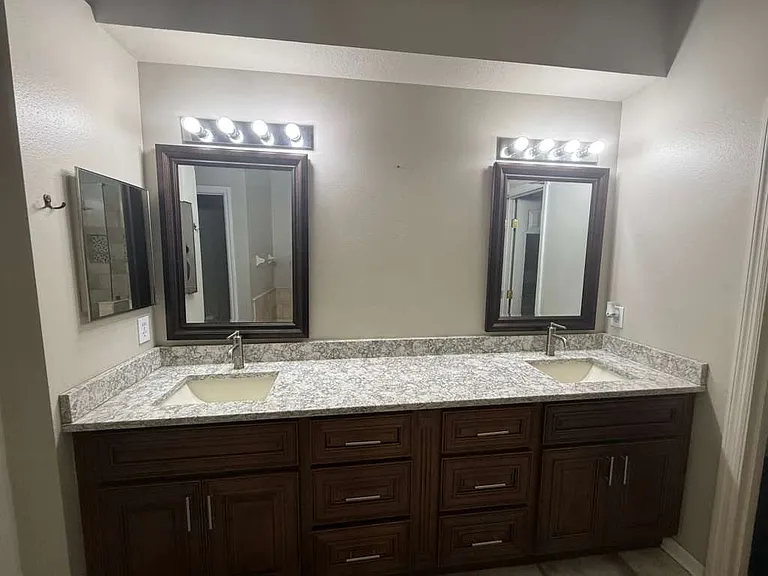 30239 Emmetts Ct — Photo 10