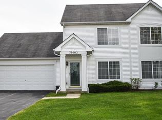 39062 N Aberdeen Ln #424-1, Beach Park, IL 60083