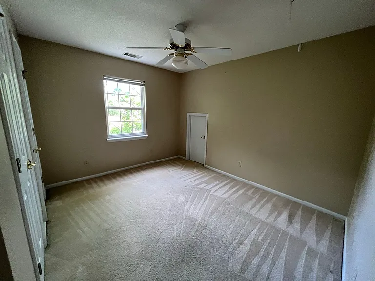 1635 Pondside Dr — Photo 16
