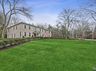 13 Ellens Way, Alpine, NJ 07620