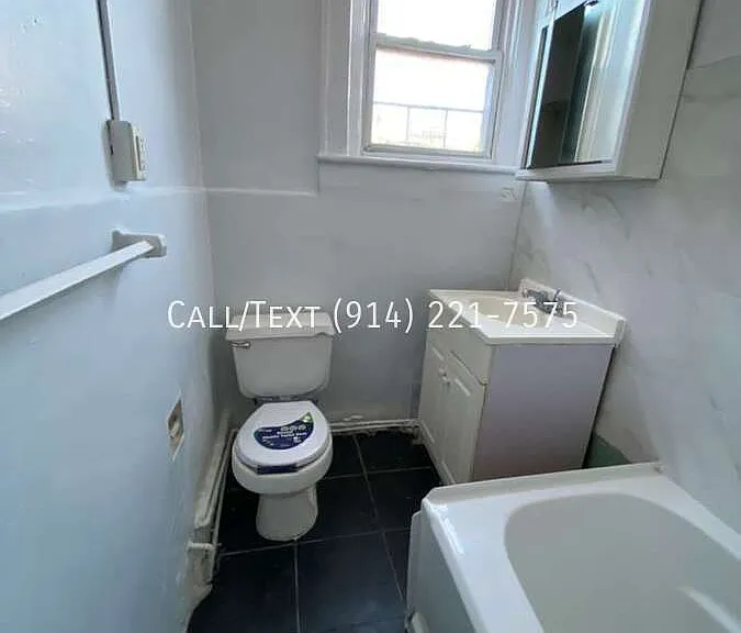 107 Elm St — Photo 4