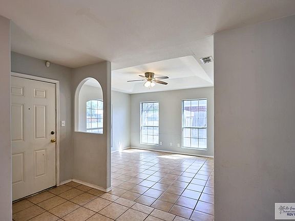2nd image of 2717 Honolulu Dr