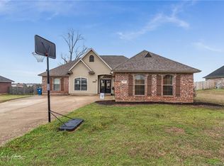 4861 Sandtrap Cir, Shreveport, LA 71107