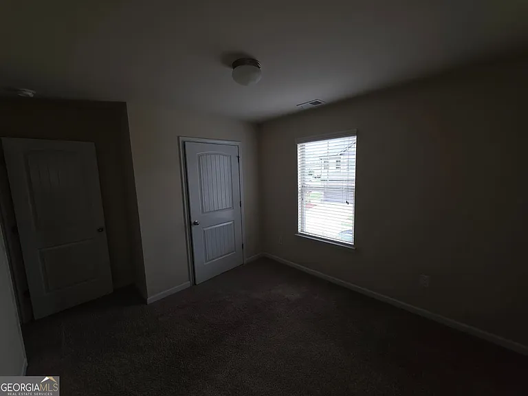 326 Lauren Dr — Photo 15