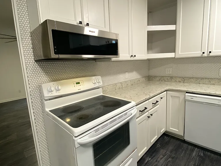 4743 Frontier Rd — Photo 14