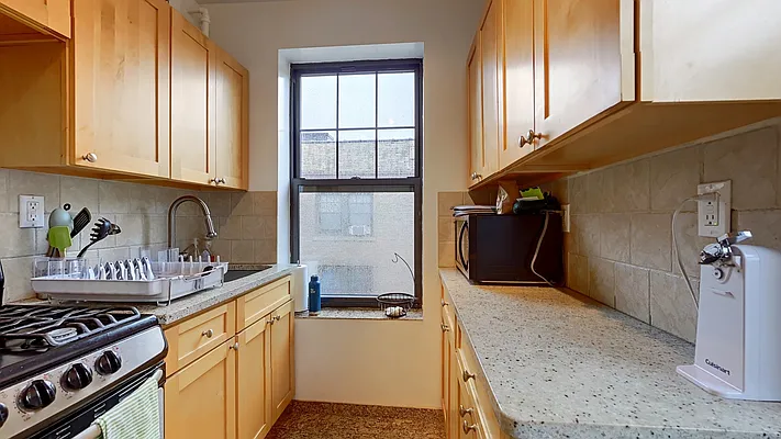 Rented by Emor Management Inc. | media 17