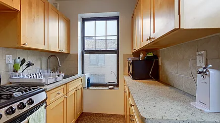 Rented by Emor Management Inc.