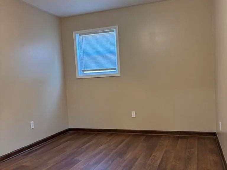 100 S Glen Ct — Photo 14