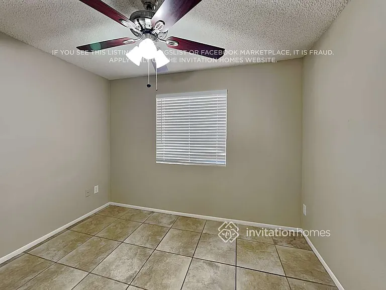 7140 W North Ln — Photo 11