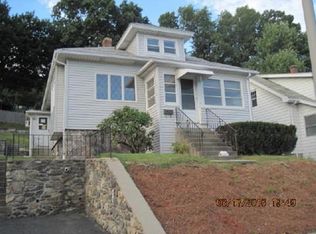 203 Hamilton St, Worcester, MA 01604