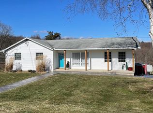 200 Ridgeview Dr, Salix, PA 15952