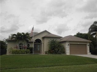 2450 SW Summit St, Port St Lucie, FL 34984