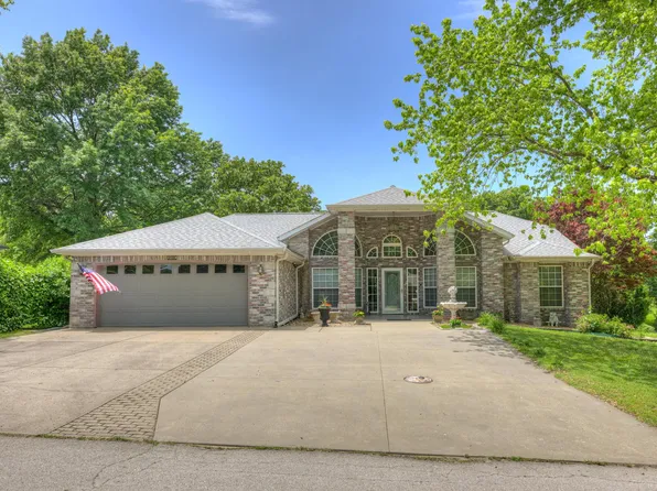 2214 Varney, Neosho, MO 64850