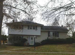 235 Spohn Rd, Sinking Spring, PA 19608