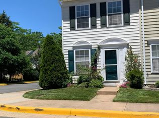 2465 Fox Trot Ter, Reston, VA 20191