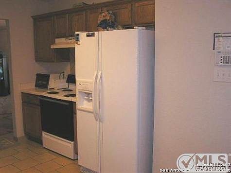 4th image of 5842 Larkmeadow Dr