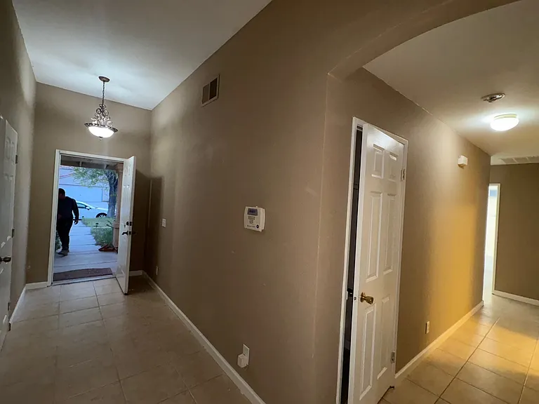 38922 Emerson Dr — Photo 10