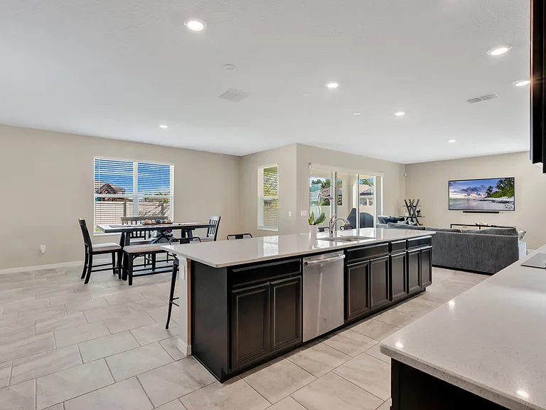 4894 Knoll Ln — Photo 6