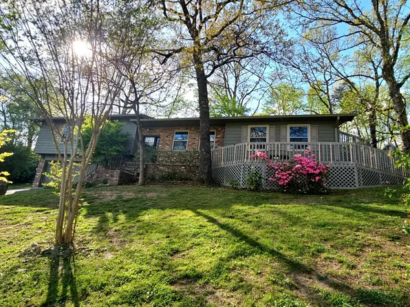 501 Glen Ln, Hixson, TN 37343