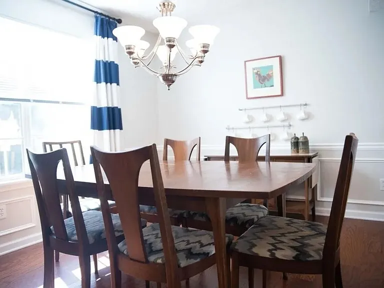 2070 Emerald Dr — Photo 5