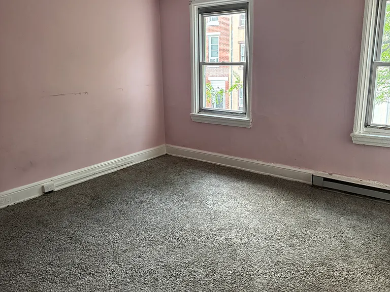 46 E Chestnut St — Photo 5