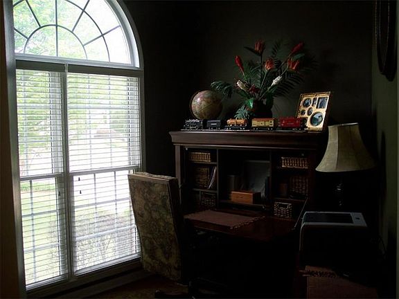 2nd image of 205 Glenhaven Way
