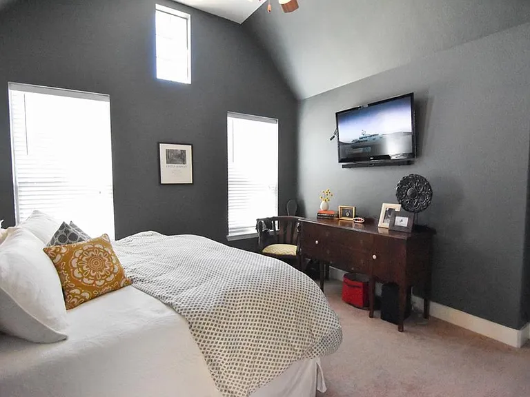 1708 Estacado Dr — Photo 10