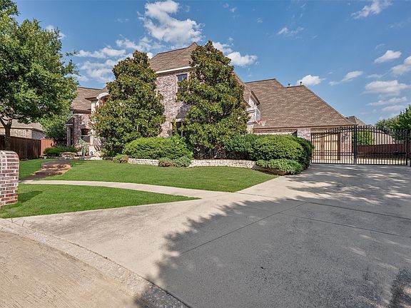 4th image of 10104 Claiborne Ln