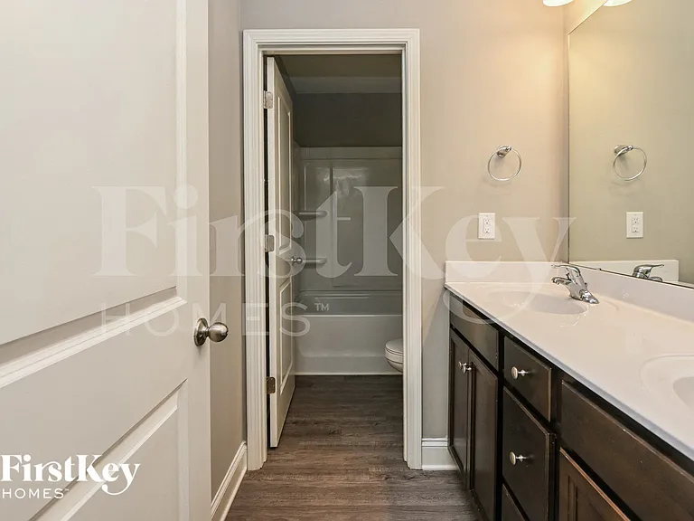 9553 Blue Knoll Ct — Photo 14
