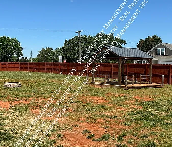 3002 Margaret Ct — Photo 10