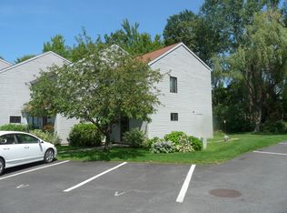 11 Chelsea Cir #11, South Burlington, VT 05403