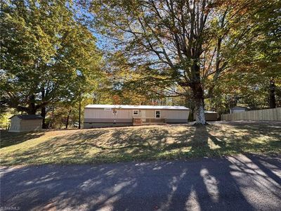1015 Patterson Farm Rd, Pinnacle, NC, 27043