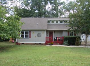 1 Parkstone Ct, Greenville, SC 29609
