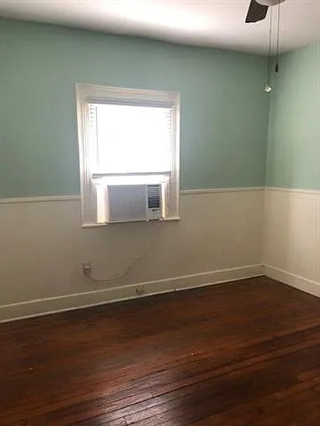 Building Photo - 925 Royal St #203