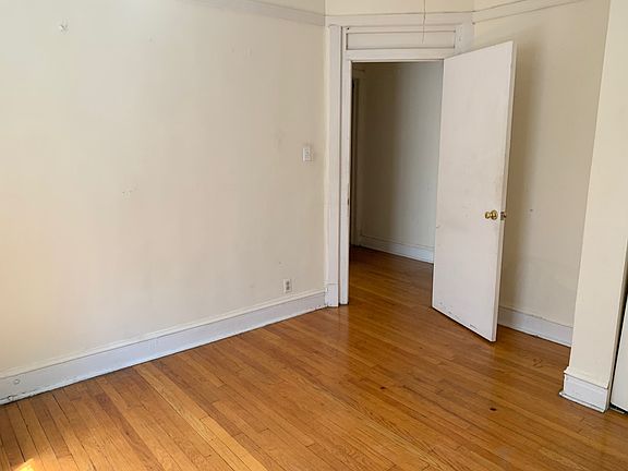 2nd image of 5061 N Damen Ave #1VE