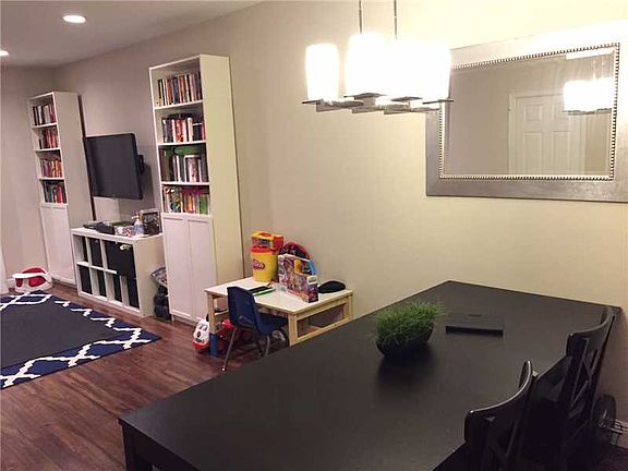 2nd image of 5570 NW 107th Ave APT 917
