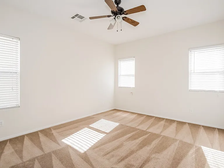 4924 White Jade St — Photo 7