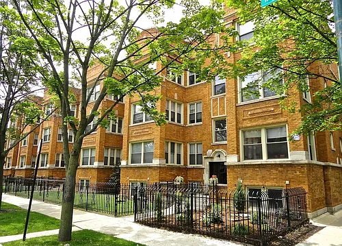 3539 W Ainslie St #3 Photo 1