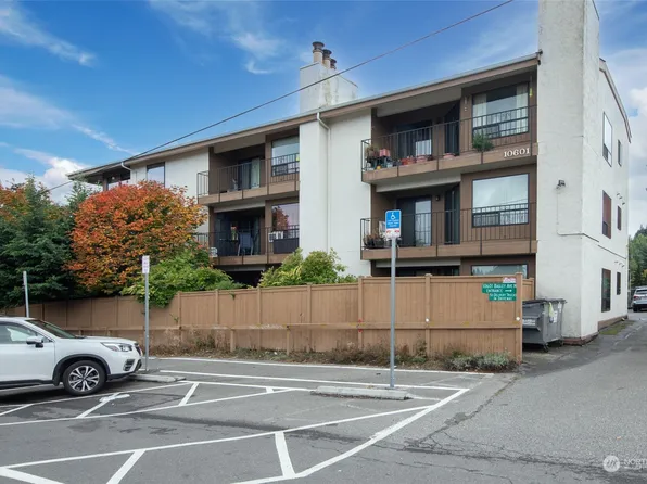 10601 Bagley Avenue N #103, Seattle, WA 98133